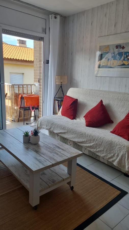 Lovely One Bedroom With Balcony Roses Exterior foto